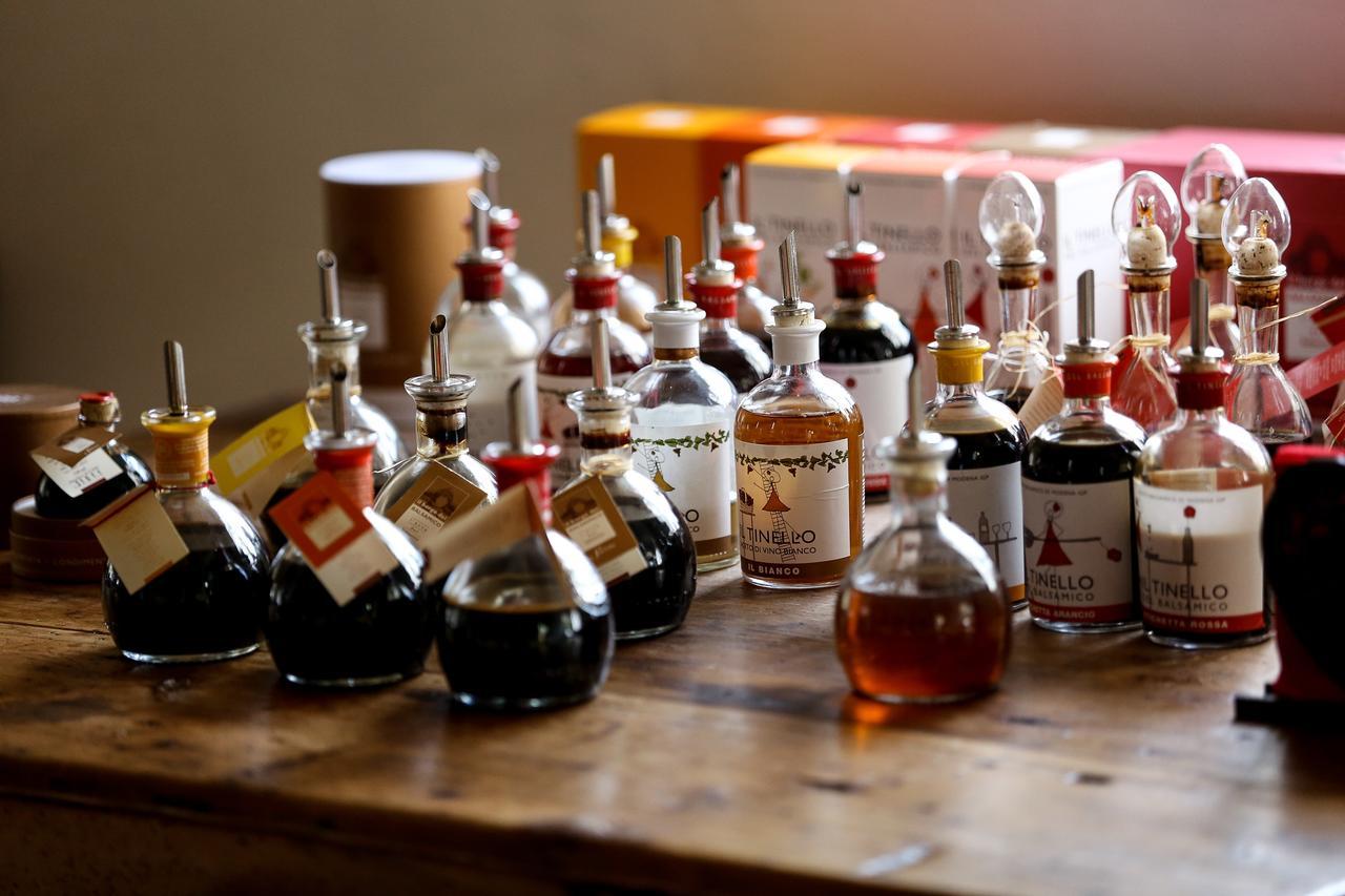 Le Dimore De Il Borgo Del Balsamico Albinea Luaran gambar